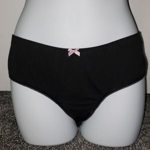 NWT! Victoria's Secret sexy hiphugger panty. Large